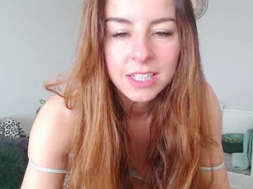 girl cam all day emerald_kittycat image #4137903