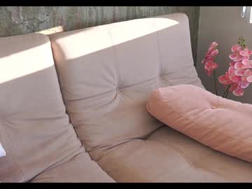 girl cam all day mona_elisa image #6332694