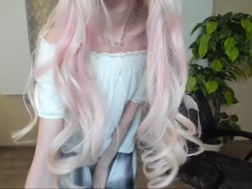 girl cam all day kiwi_river image #1835855