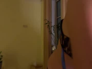 girl cam all day oofbabe__ image #9098499