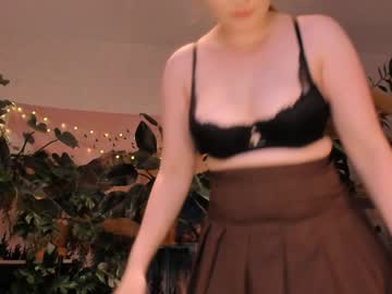 girl cam all day jane_flowers image #2681485