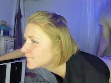 couple cam all day akgingersnaps image #5214445