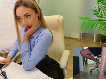 girl cam all day babesgowild image #8285553