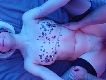 couple cam all day masqueradeporn image #9650503