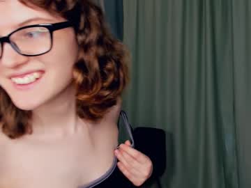 girl cam all day odettechurchwell image #9295156