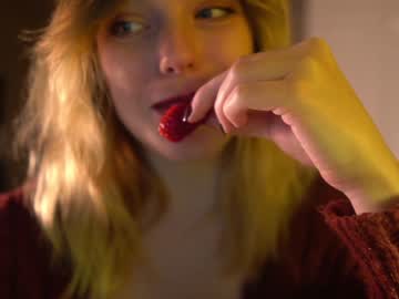 girl cam all day crimsonxrapture image #931363