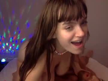 couple cam all day whenhornymetslutty image #2605091