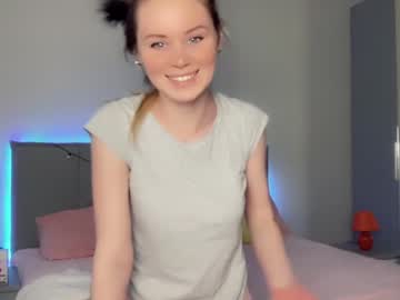 girl cam all day 01lu image #1121002