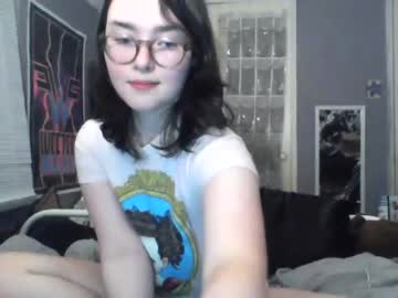 girl cam all day soursou image #6676656