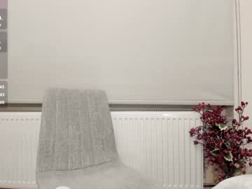 girl cam all day snowww_white image #9042474