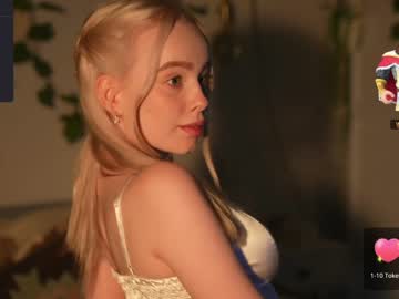 girl cam all day mother__of__dragons image #5622823