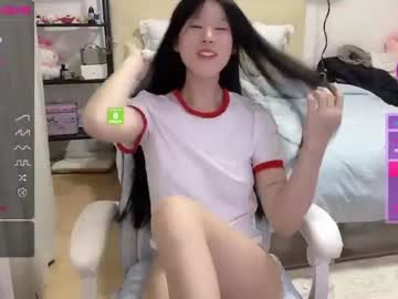 girl cam all day kayla2002 image #3230112