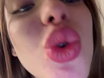 girl cam all day endlessmia image #9460395