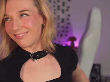 girl cam all day emily_fox_official image #8124976