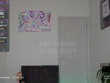 girl cam all day petitebrat image #6305189