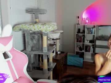 girl cam all day violetttflowers image #4558358