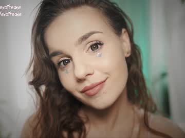 girl cam all day excitease image #5589267