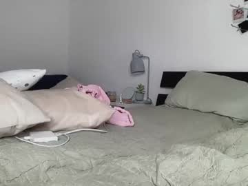 girl cam all day strawberryjamx image #1128725