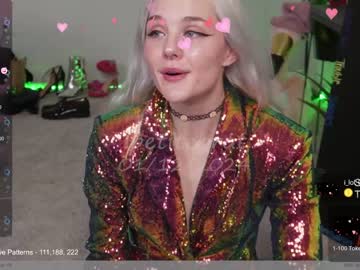 girl cam all day petitebrat image #6129287