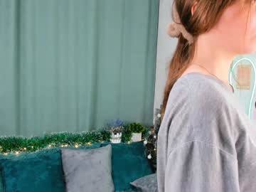 girl cam all day fly_best image #8525887