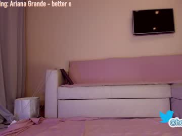 girl cam all day hollyextra image #2654401