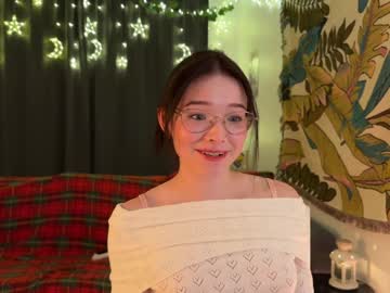 girl cam all day okily_dokily image #8572641