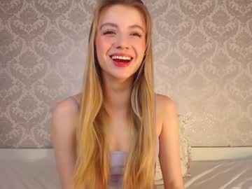 girl cam all day lillpio image #2544287