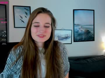girl cam all day maliatale image #4121459