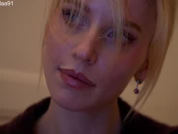 girl cam all day ellaa91 image #6118762