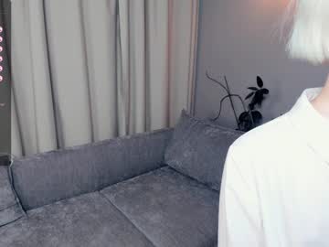 girl cam all day silvergloss image #5450116