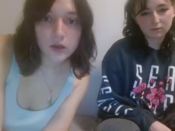 girl cam all day college_peach image #1626747