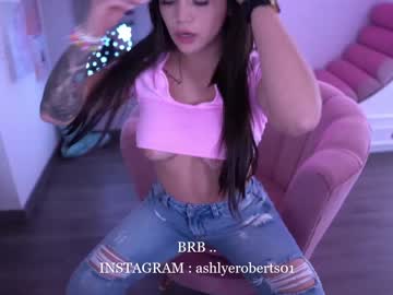 girl cam all day ashlyeroberts1 image #1524102