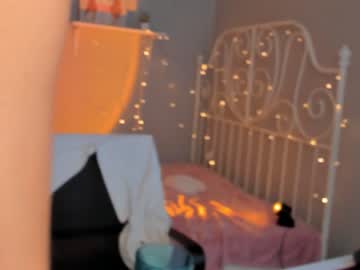 girl cam all day linellali image #2526912