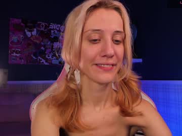 girl cam all day dreamy_kira image #7994295