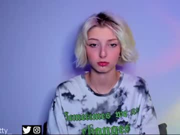 girl cam all day lit1le_kitty_ image #2741901