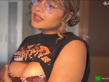 girl cam all day arletnoa image #4748814