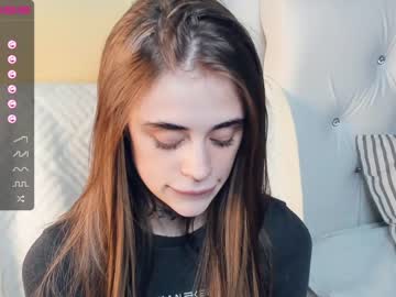 girl cam all day evalanis image #2503993
