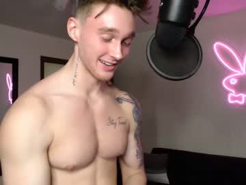 couple cam all day thebrentsavage image #3514991