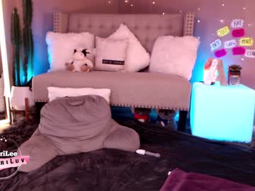 girl cam all day aubrilee image #2143518