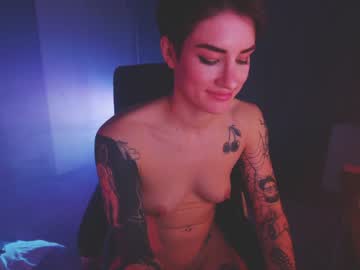 girl cam all day aynmarie image #5310459