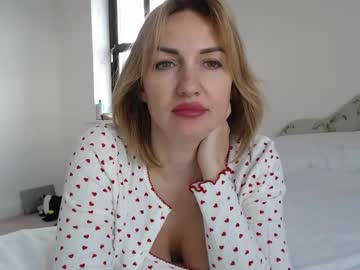 girl cam all day mallinia image #8684733