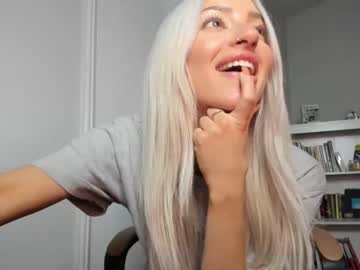 girl cam all day miss_bee image #3556413