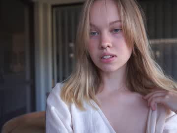 girl cam all day bibi_it_is image #3429860