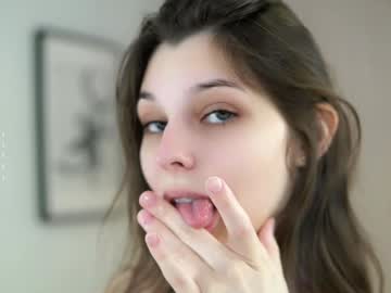 girl cam all day peek_in_my_window image #7870347