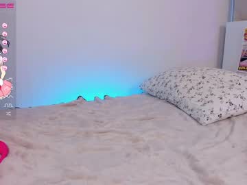 girl cam all day haroonniks image #3108301