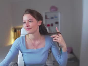 girl cam all day pion_white image #1487019