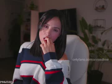 girl cam all day annie_dreams image #9623231
