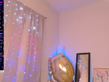 girl cam all day petitebrat image #4994044
