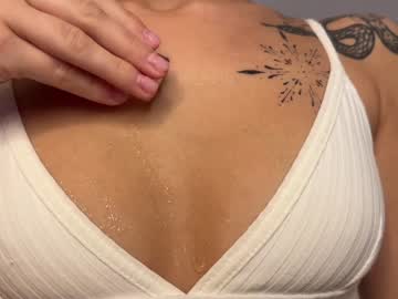 girl cam all day cuteelsa_ image #6678151