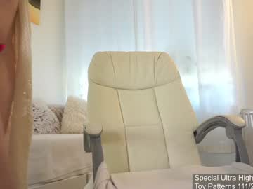 girl cam all day yournaughtypixie image #9194360